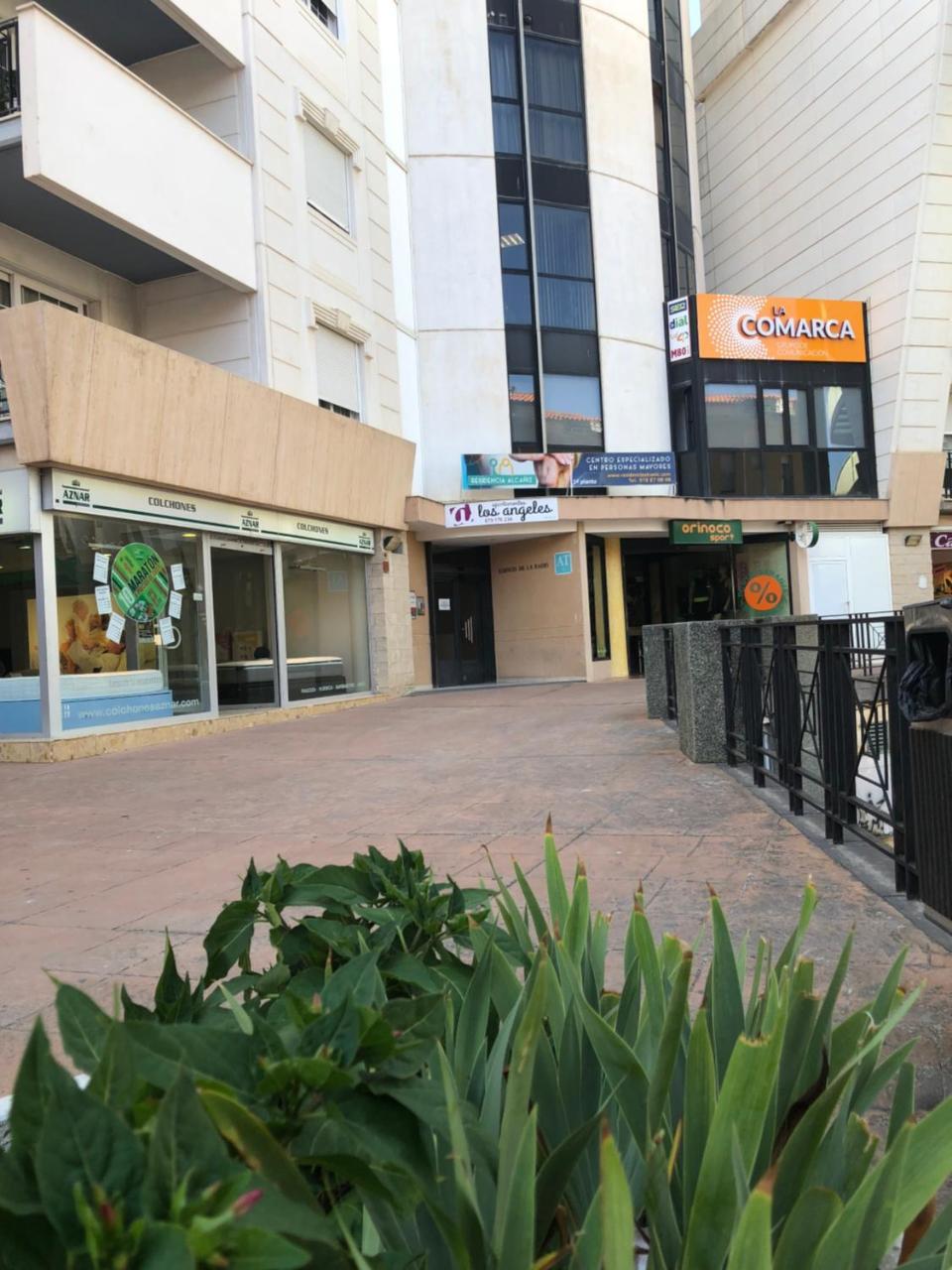 Apartamentos Los Angeles Alcaniz Exterior photo